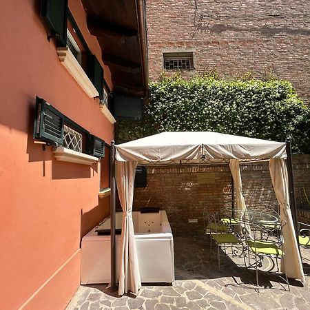 Isaia Garden -Private Garden Spa Bath Bolognarooms בולוניה מראה חיצוני תמונה